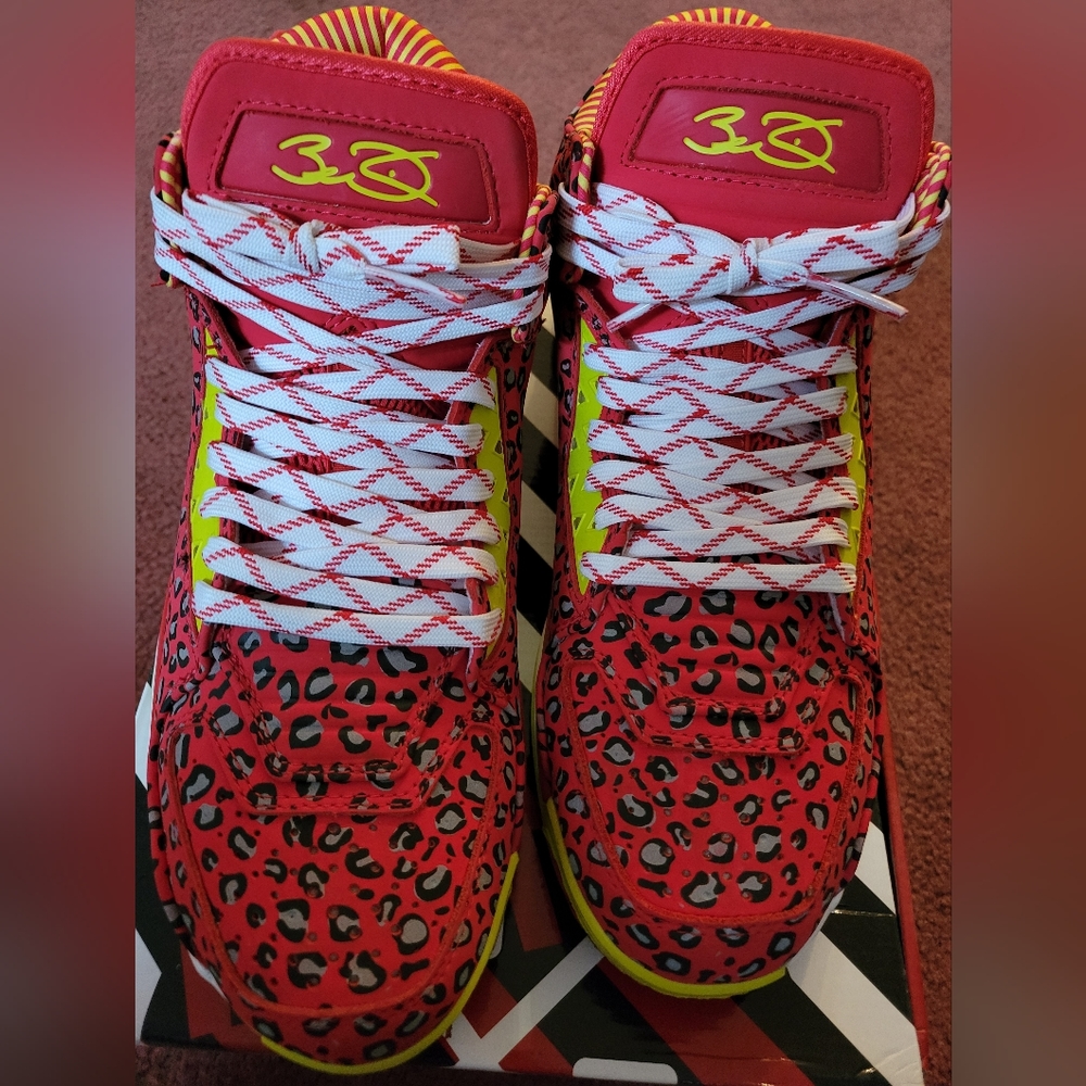 Way of Wade 2 - Red Leopard